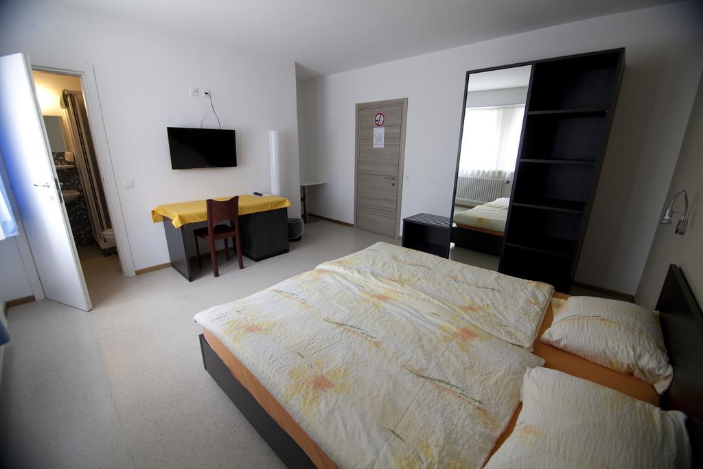Albergo Elvezia Monteceneri Værelse billede
