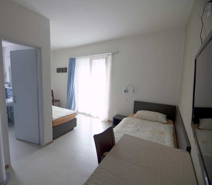 Albergo Elvezia Monteceneri Værelse billede